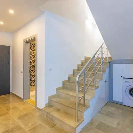 别墅 Albedo 卡斯